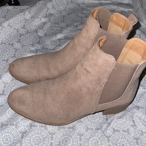 Rue 21 Tan Boots